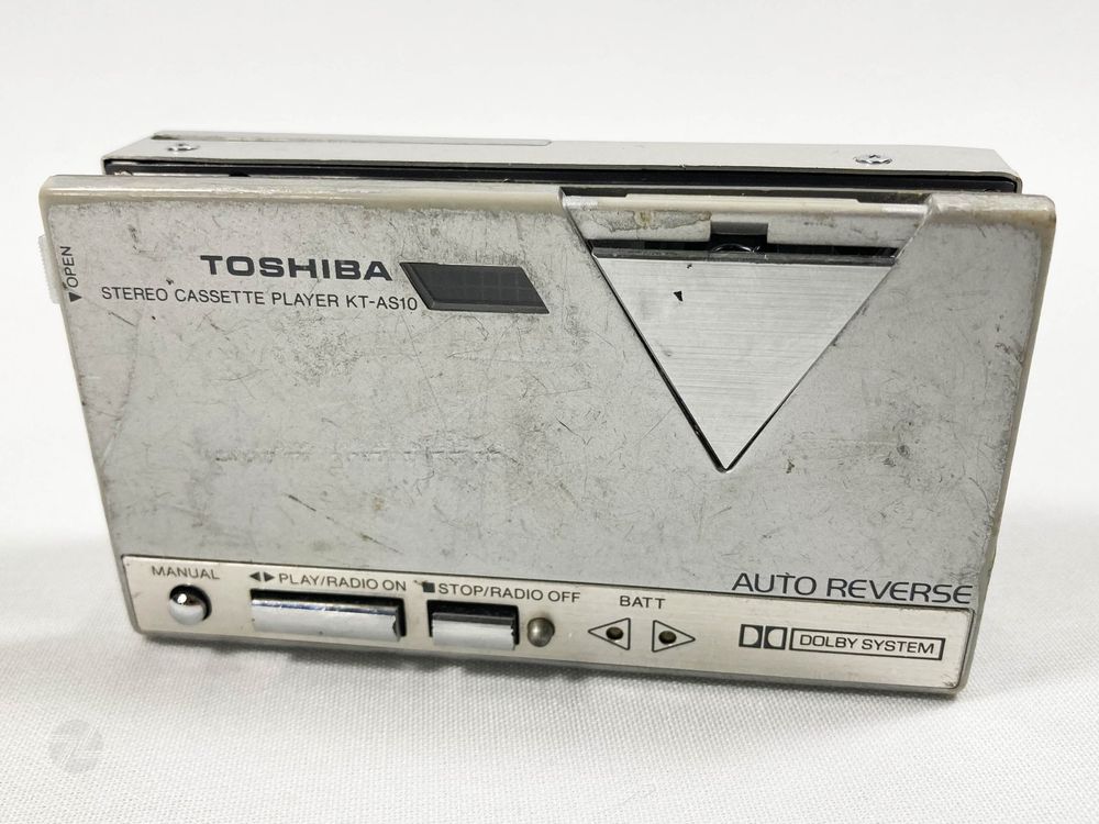 Radio-cassette. Vintage. Marca Toshiba.