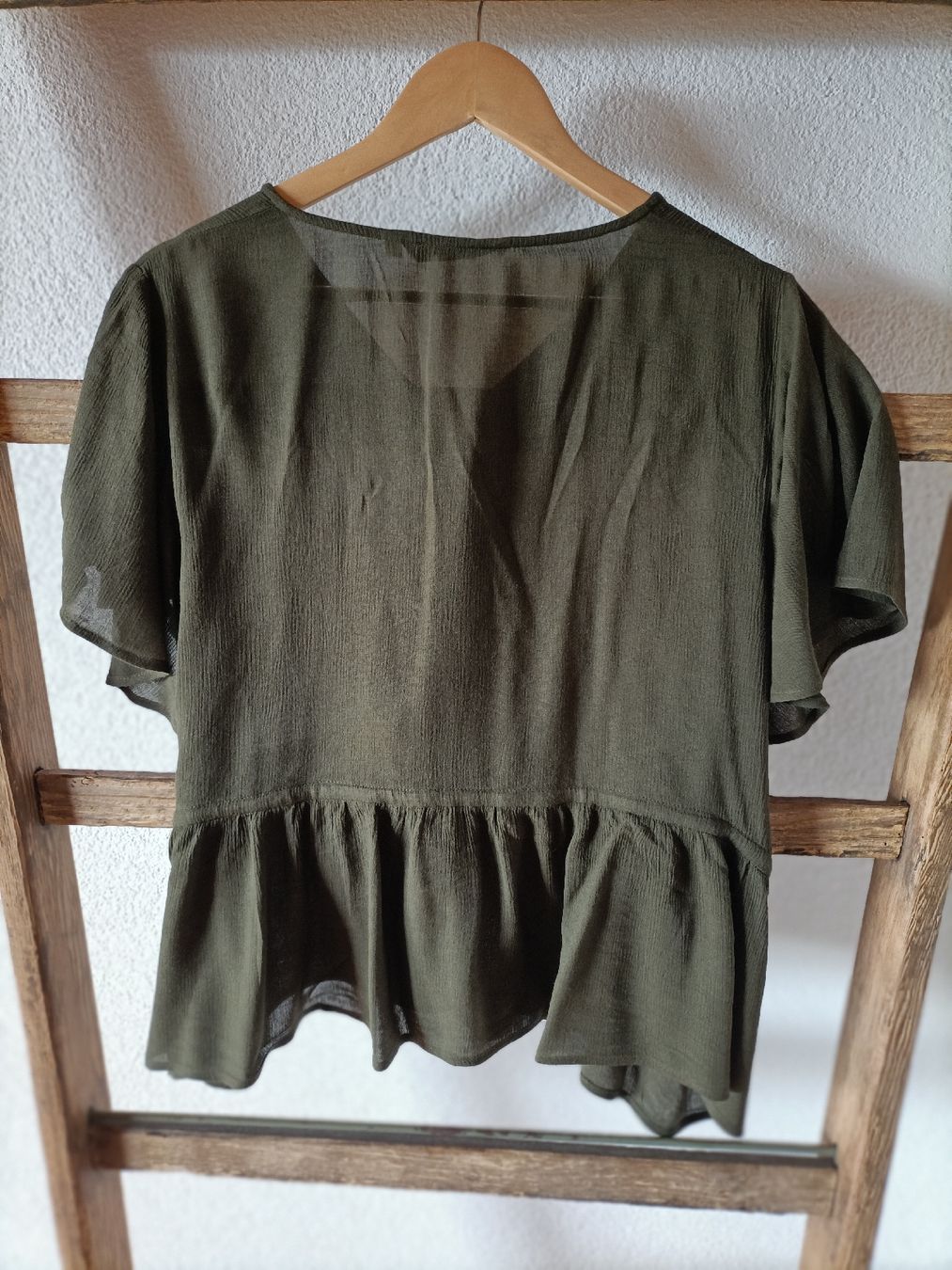 Only Camicette:  Bluse ONLY olivgrün Grösse XL – Usato da St. Gallen venduto da jan_ccx7 2