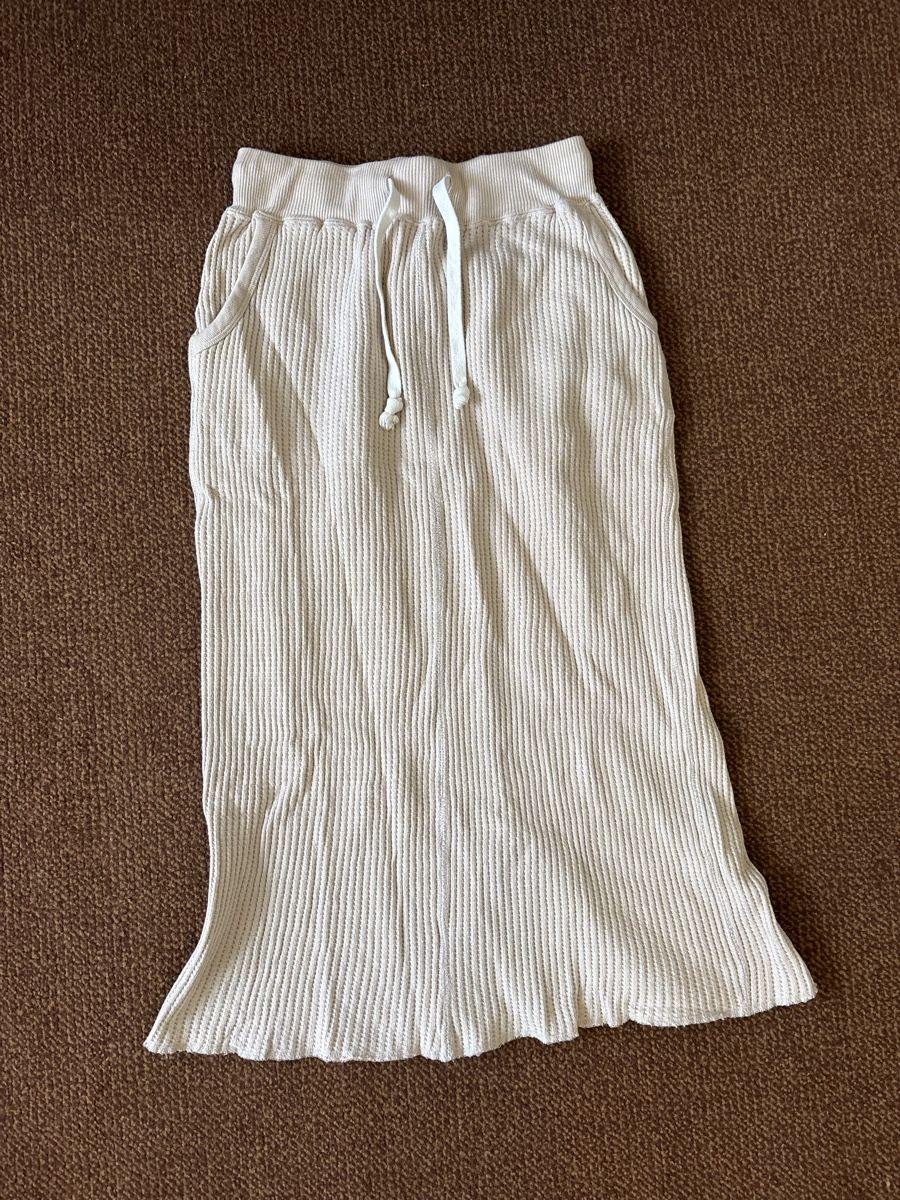Jupes: Long skirt – D'occasion à Confignon par Second_Hand_Ch 1