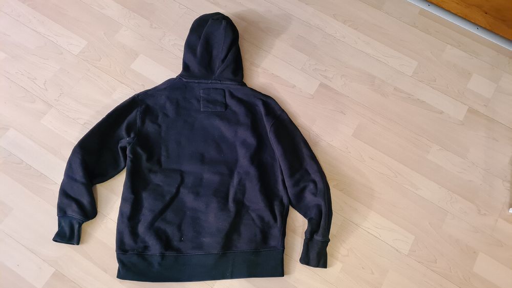 Pull&Bear Pulls & Sweat-shirts: Hoodie, Kapuzenpullover von Pull&Bear, Gr. S, aber gröss – D'occasion à Suhr par andreas_2008 2