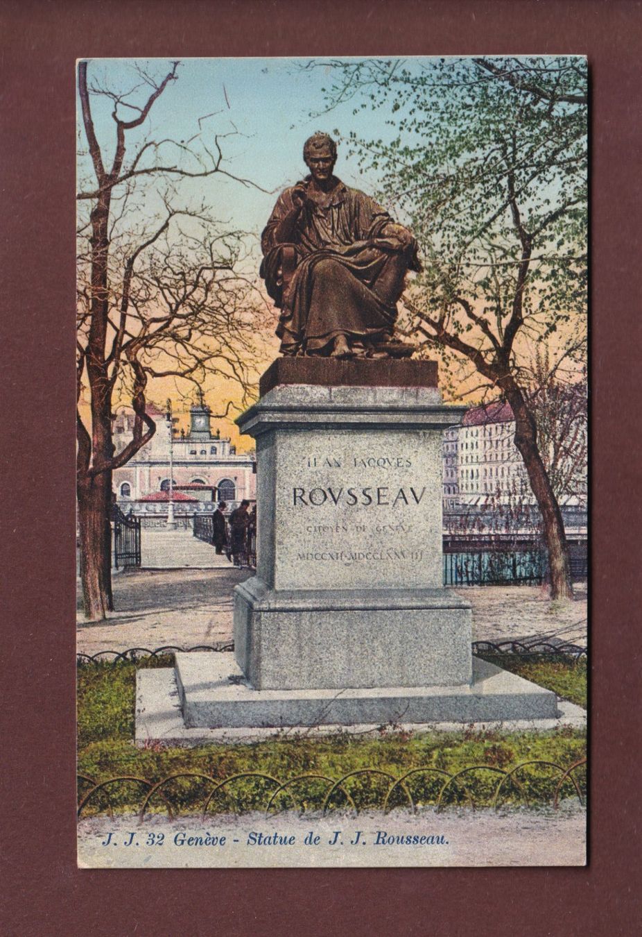 Cartoline postali: GENEVE - Statue Rousseau – Usato da Pully venduto da nicecards