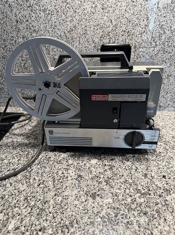 Pellicole: Eumig Mark 502D Super 8  Projektor – Usato da Winterthur venduto da Calculating.Infinity