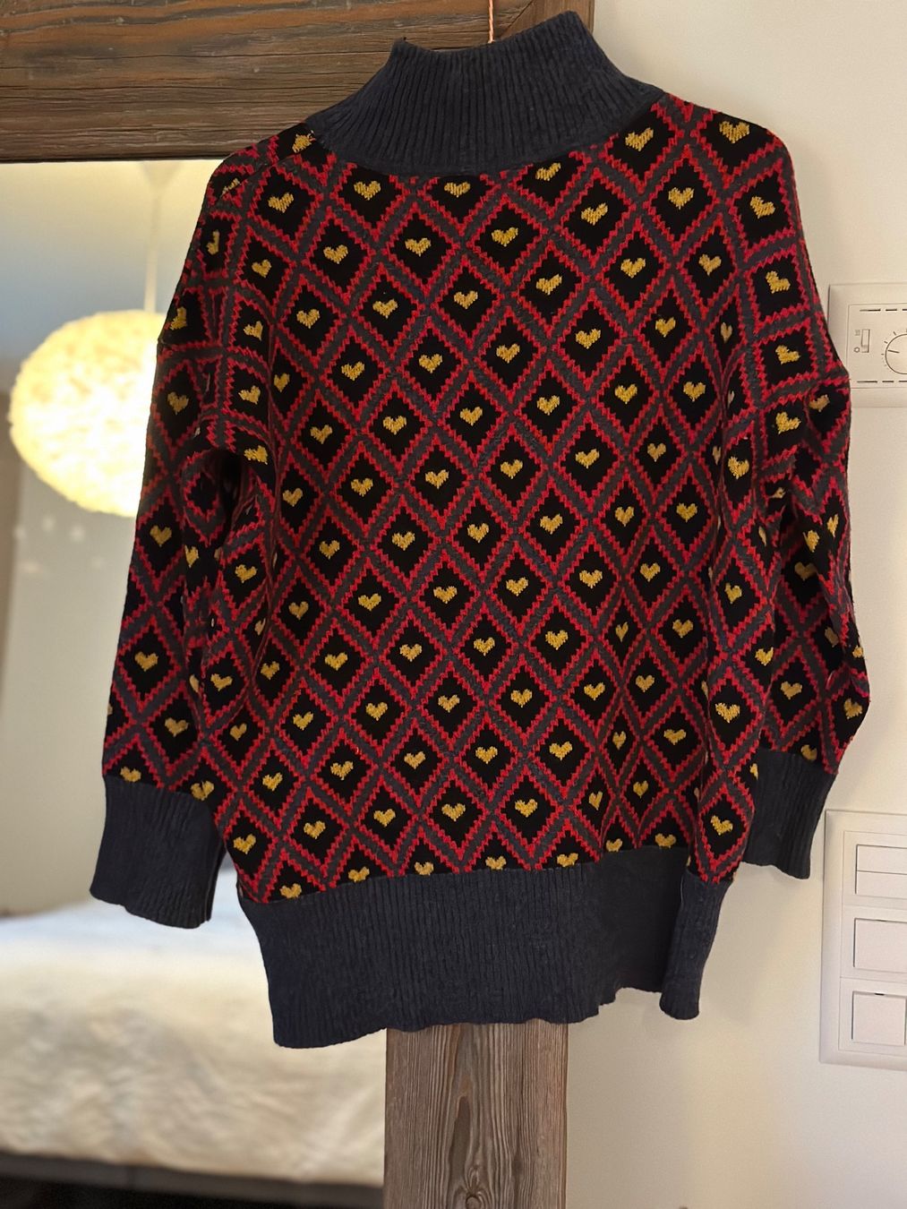 Maglioni & Felpe: Pullover Jacard Herzmuster – Usato da Dübendorf venduto da and_g6v6 1