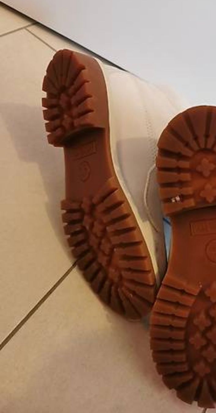 Timberland Scarpe da donna: Timberland Schuhe, Weiss – Usato da Märstetten venduto da zerolvlup 1