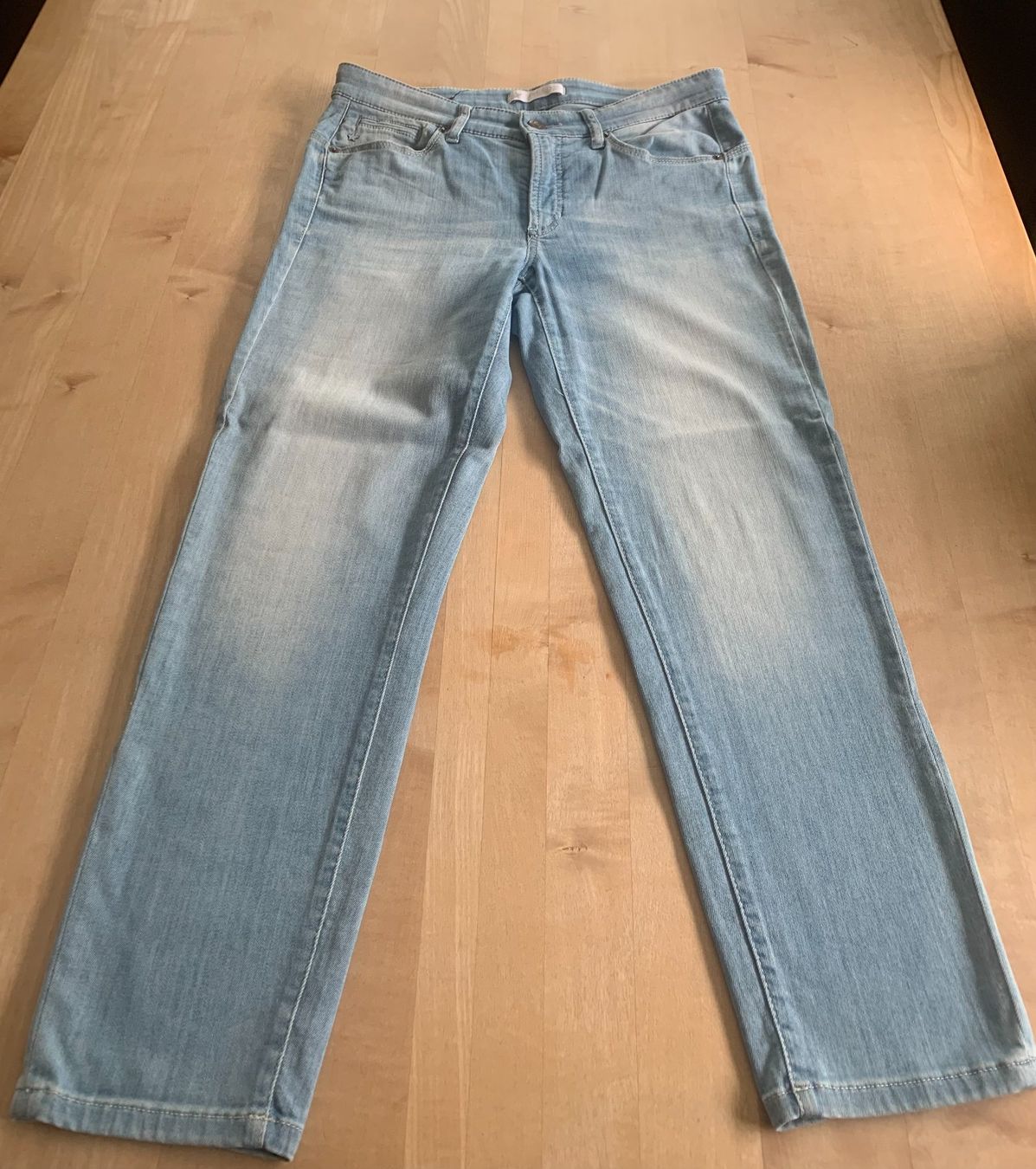 Cambio Jeans: Damen-Jeanshose (Cambio) – Nuovo (secondo la descrizione) da Azmoos venduto da Verwir64