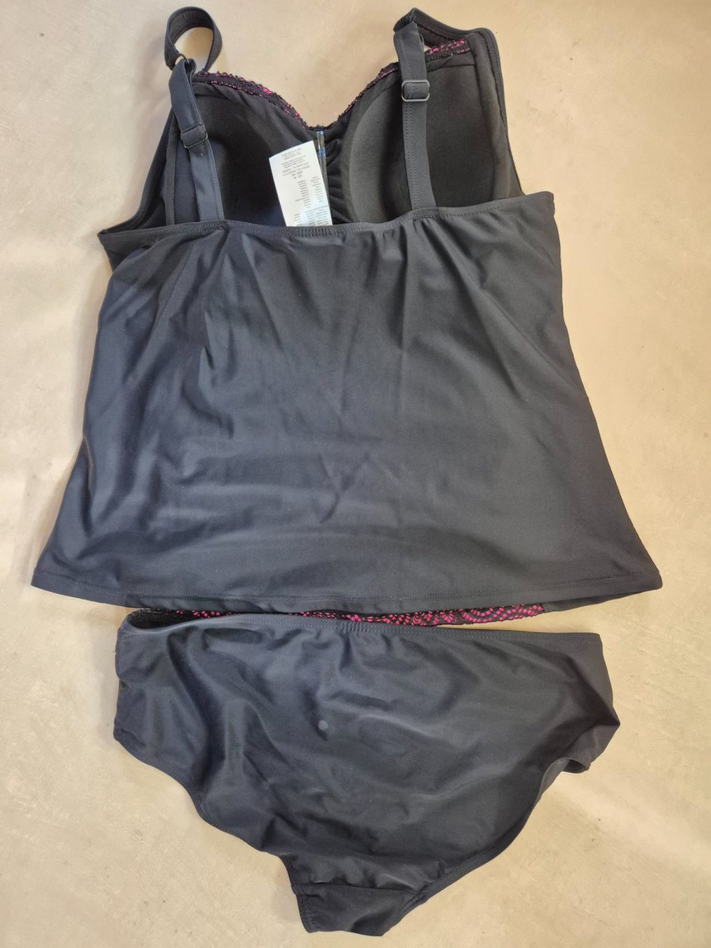 Maillots de bain & Bikinis: Badeanzug Tankini schwarz/bordeaux. Gr. 46 – Neuf (Voir description) à Dietikon par grafad 3