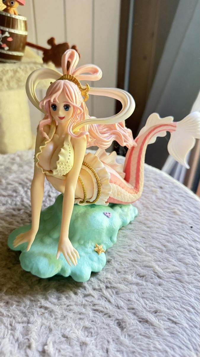 Statuette: Shirahoshi - One Piece figure – Usato da Lütschental venduto da KingKratos