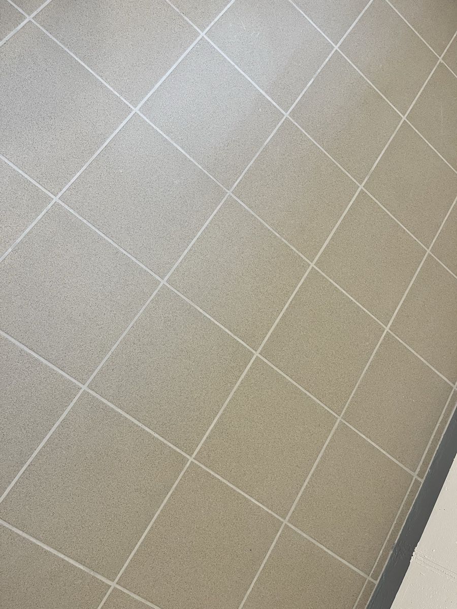 Bodenbeläge: Fliesen indoor – Neu (gemäss Beschreibung) aus Erlinsbach von Katerchen03 2