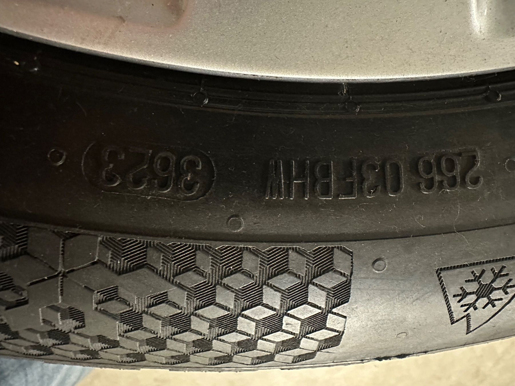 Continental Pneumatici & Ruote complete: Audi A6 Allrad Räder – Usato da Kreuzlingen venduto da Filip01 2