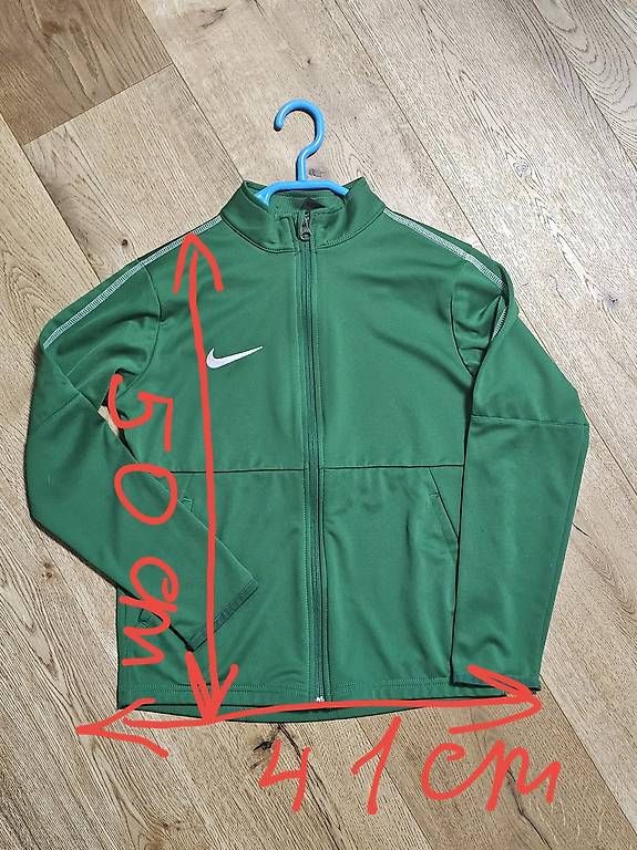 Jacken: Nike Sportjacke – Gebraucht aus Neuenegg von mak_rq67 3