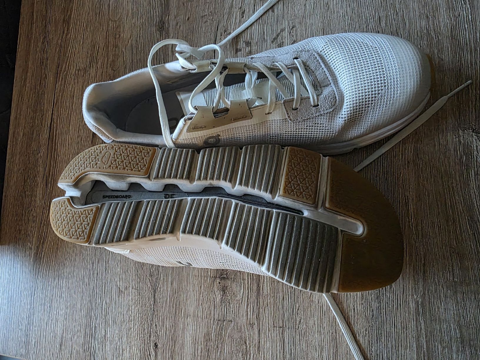 On Scarpe da donna: Sneakers – Usato da Visp venduto da san_d7s8 3