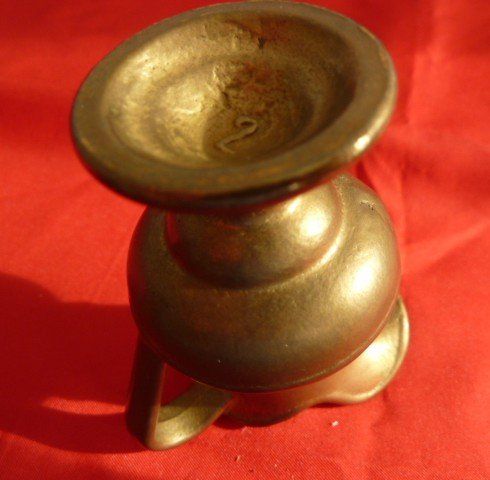 Tutte le decorazioni: Antike Miniatur Krug/ Vase aus Messing – Usato da Hombrechtikon venduto da mincky 3