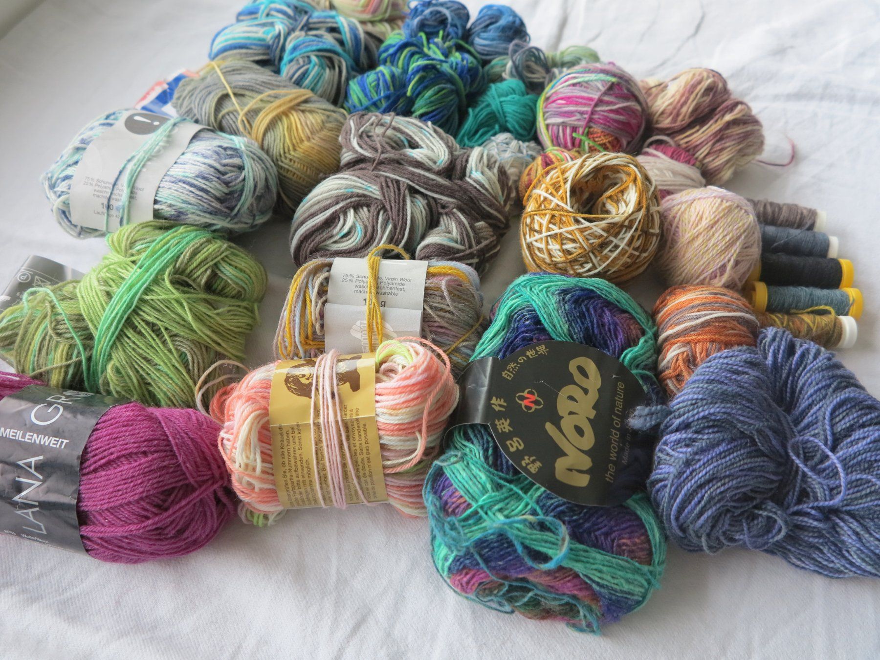 Laine: 560 g Sockenwolle Reste – Neuf (Voir description) à Büttikon AG par Kaebri 1