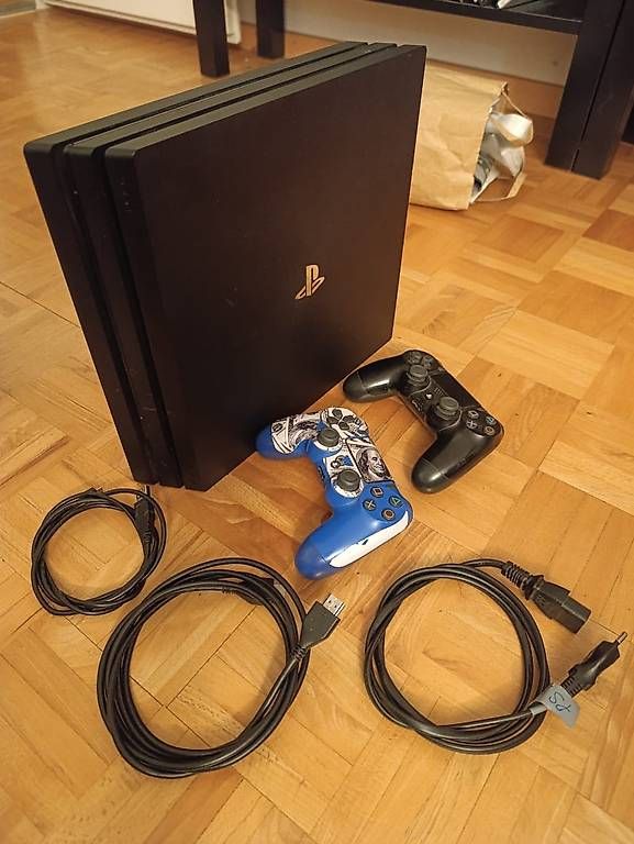 Console: PS4 Pro – Usato da Root venduto da TThurairajah 2