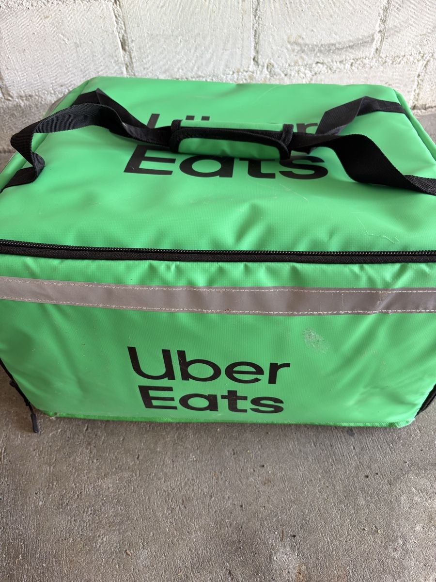 Borse: Uber Eats Tasche gross, warmhaltend, Sommer-Angebot! – Nuovo e nell'imballaggio originale da Niederrohrdorf venduto da shy_59z6 1