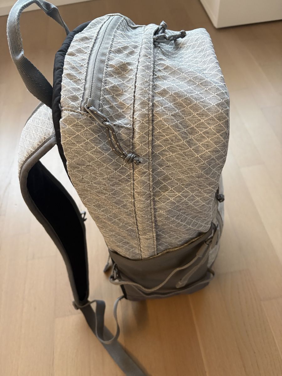 Burton Sacs à dos: Burton Rucksack – D'occasion à Niederrohrdorf par jen_f6cj 3