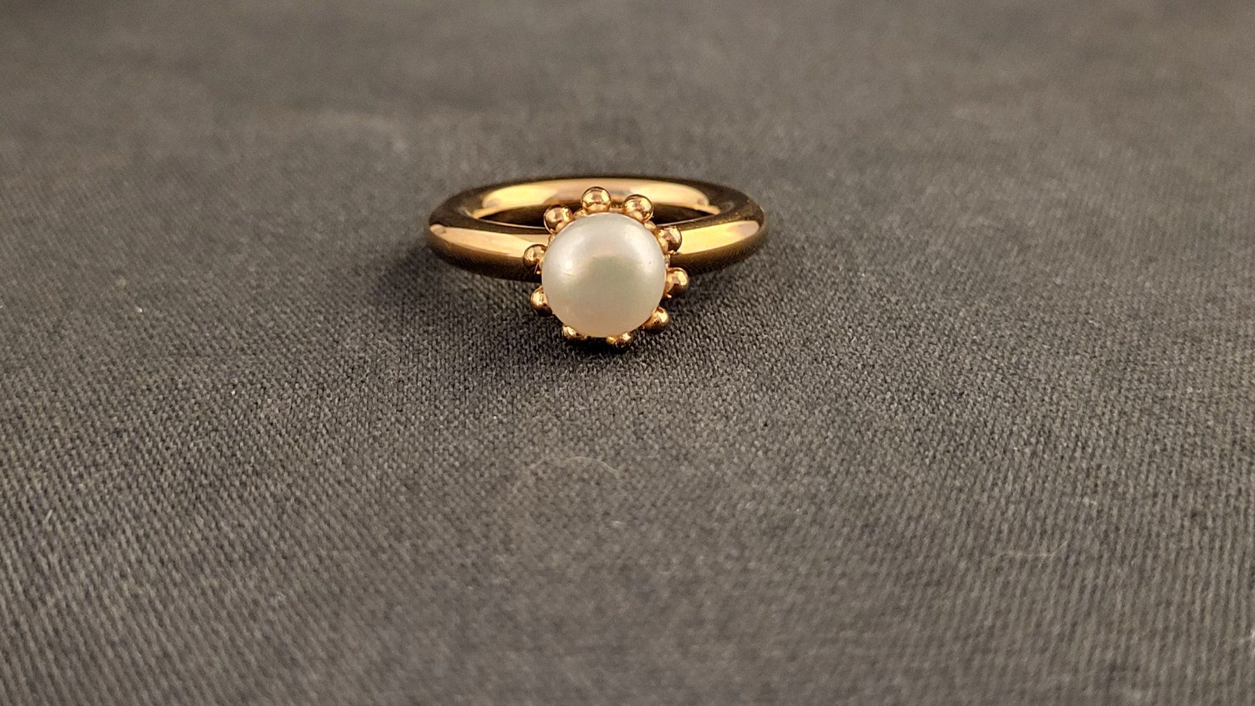 Olga Ribler Anelli: Edelstahl-Ring mit Perle OLGA RIBLER – Usato da Basel venduto da spinne02 2