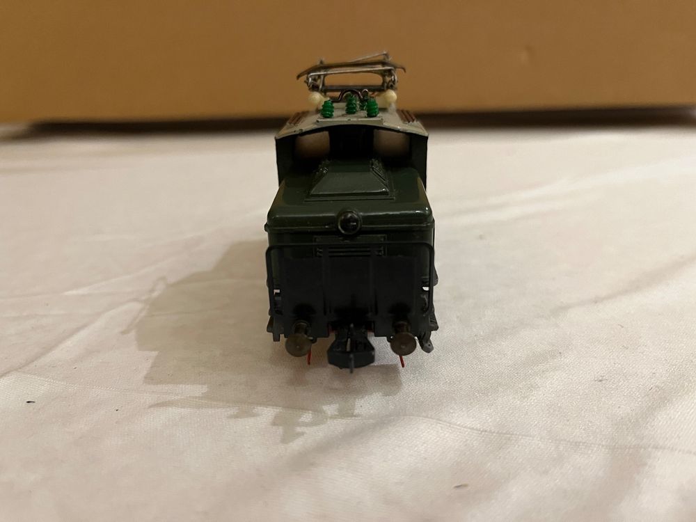 Locomotive Fleischmann ST 1330G SBB CFF FFS Ee3/3 - Neuve - 2 Rails
