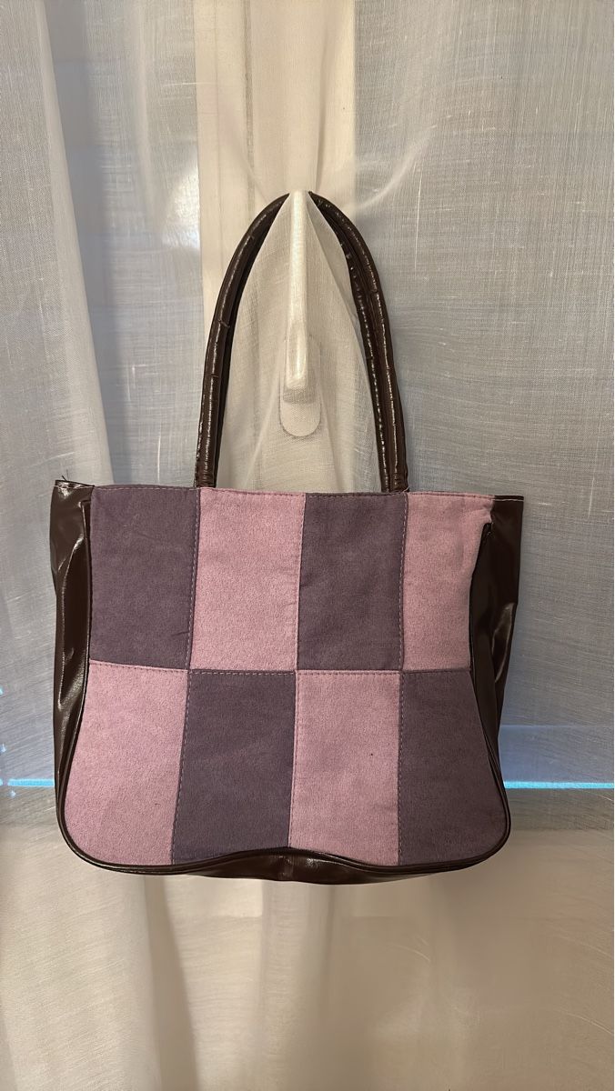 Borse da donna: Handtasche Patchwork lila rosa – Usato da Neuenegg venduto da kar_smg9
