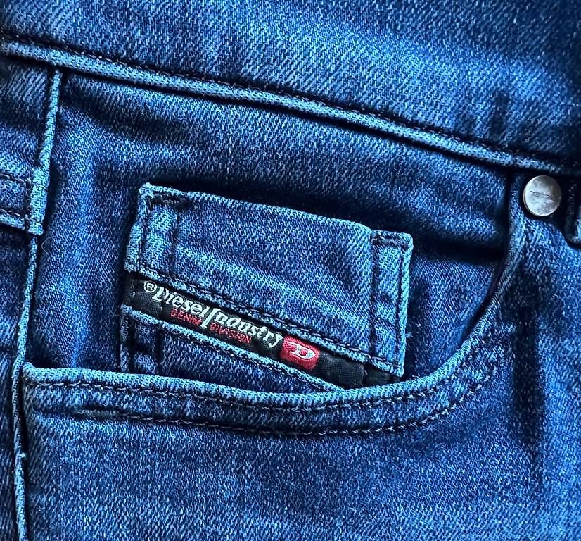 Diesel Jeans: Jeans Diesel – Usato da Eysins venduto da Gigs 1