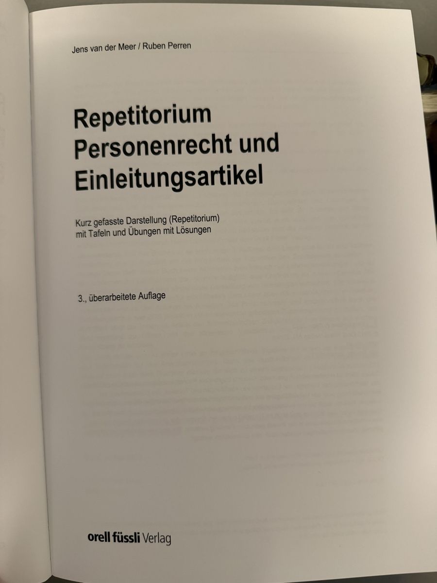 Libri: Repetitorium Personenrecht – Usato da Luzern venduto da bia_v2fl 1