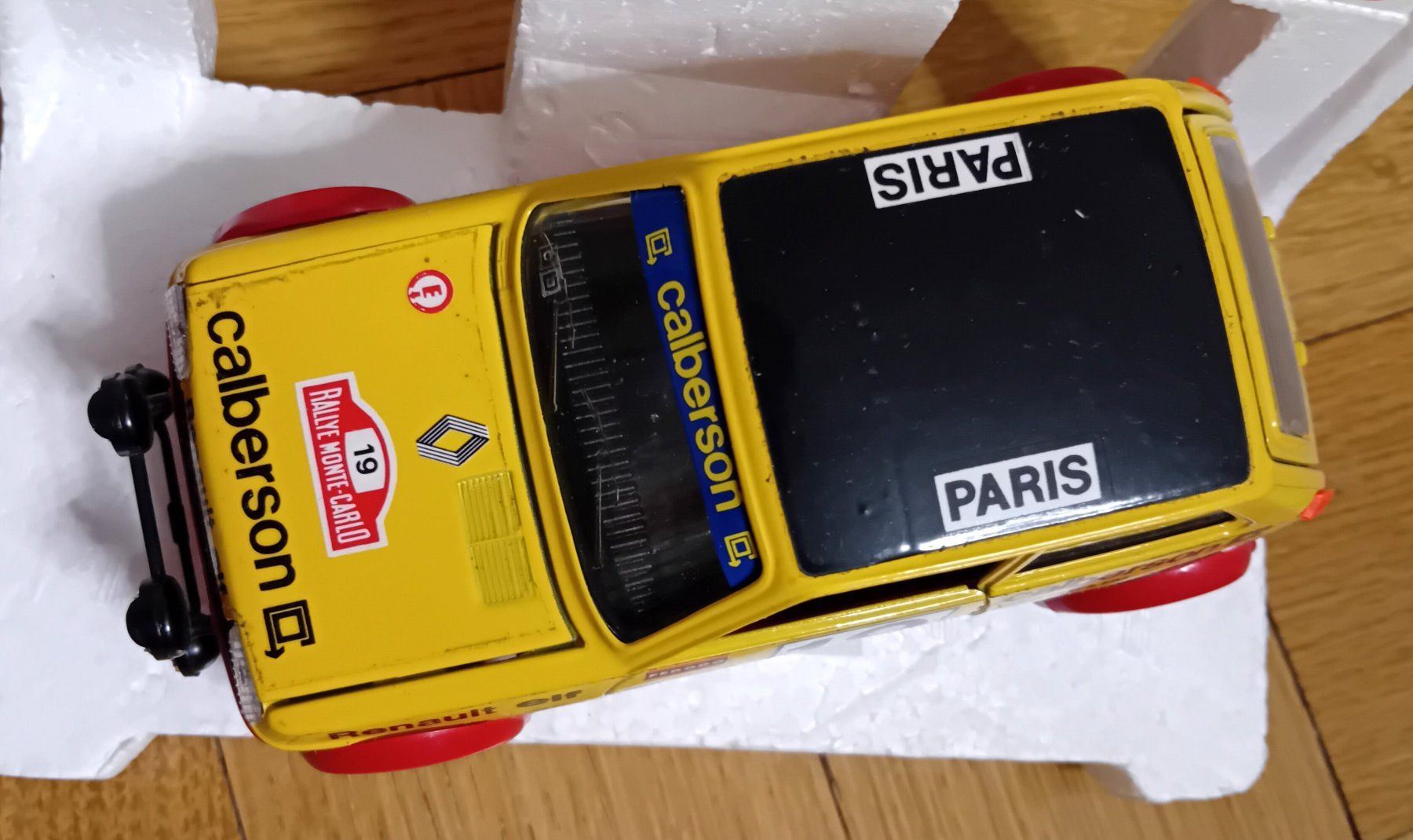 Bburago Modellini d'auto: Burago Renault 5 Alpine - cod. 0162, échelle 1:24 – Usato da Neuchatel venduto da Vlenoble 3