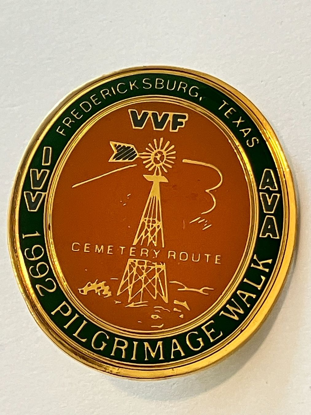 Placchette & Badge: 1 Pin Pilgrimage Walk Fredericksburg 1992 – Usato da Basel venduto da djwwpp