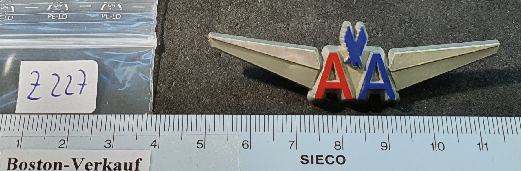 Spille & Fermagli: Z227 - Brosche AA American Airline Junior Flyer – Usato da Reinach BL venduto da Boston-Verkauf 2