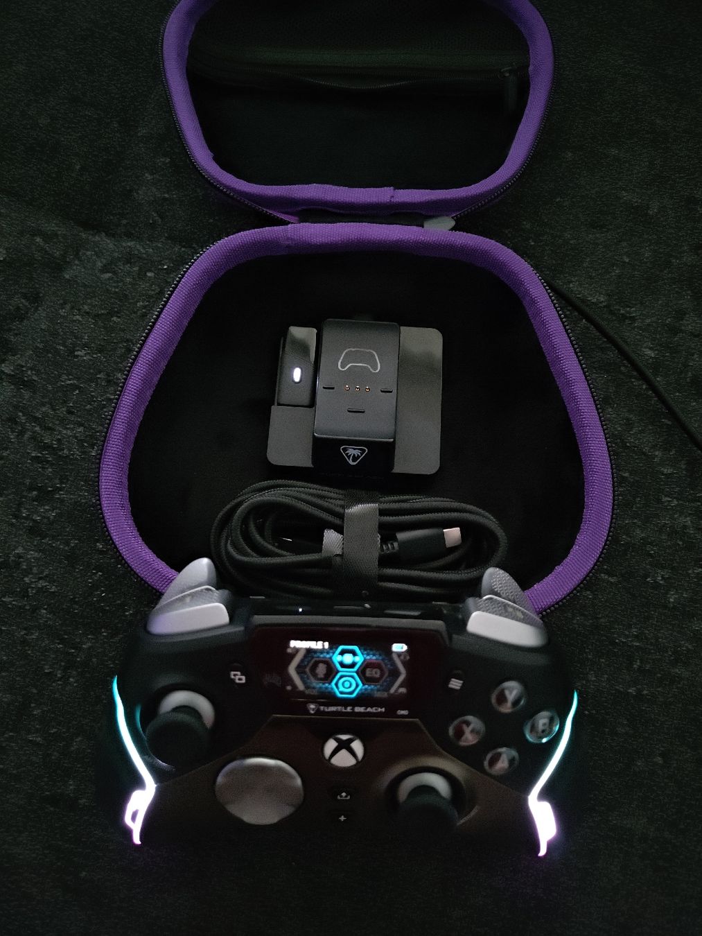 Controller: Turtle Beach Controller & Ladestation inkl. Hartschalen-Case – Gebraucht aus Haslen GL von yan_8kz5 1