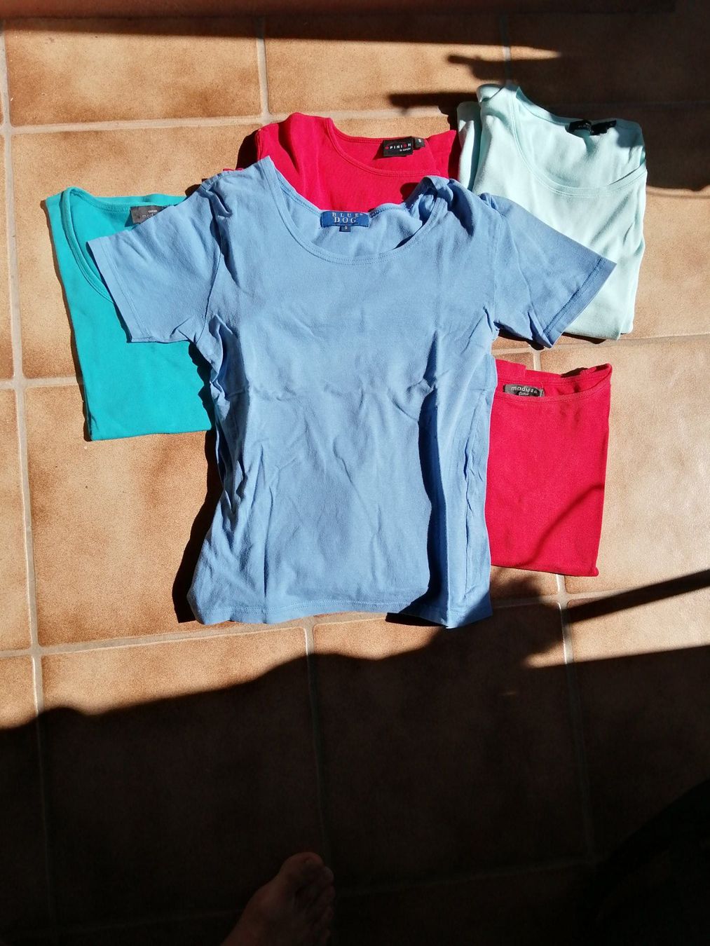 T-shirt: T-shirts – Usato da Wetzikon venduto da dan_6lrd 4