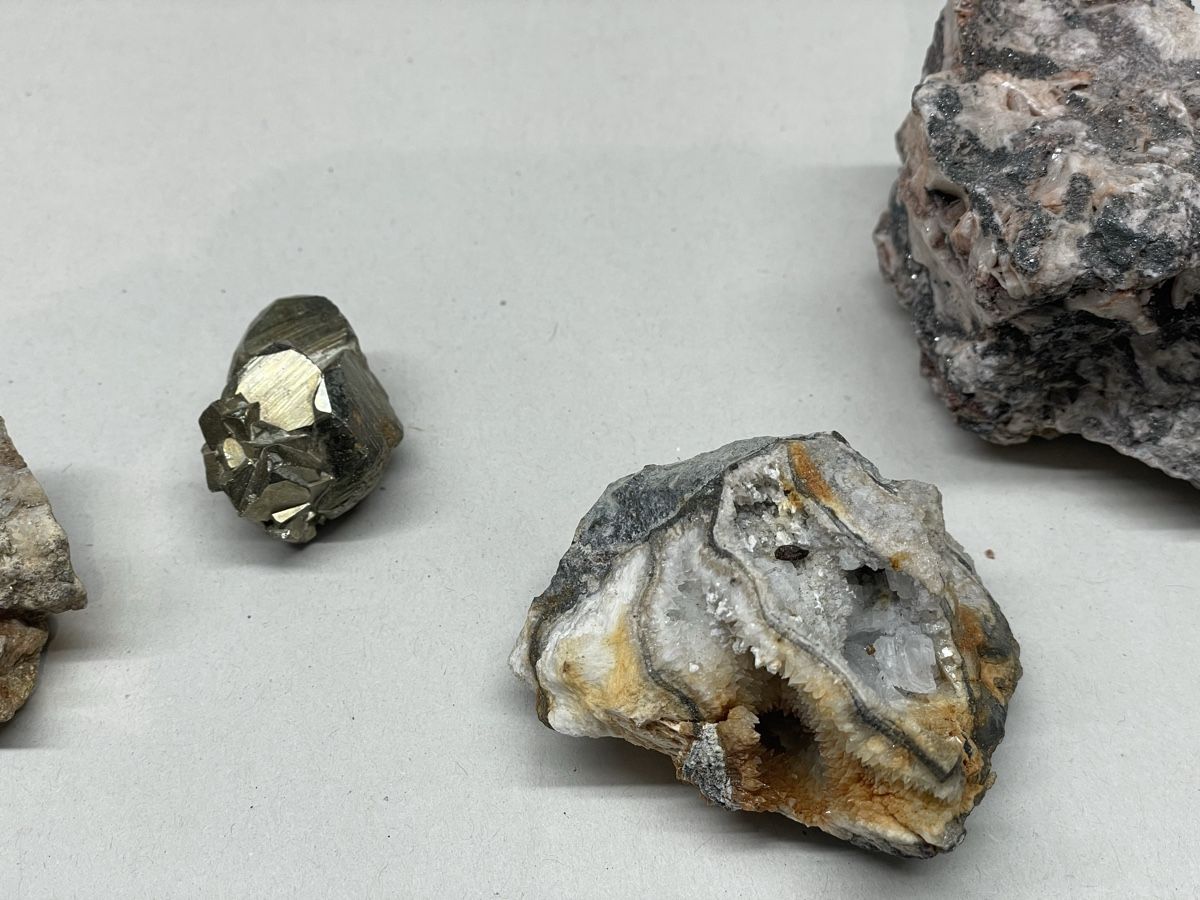 Minerali & Pietre curative: Verschiedene Mineralien – Usato da Mollis venduto da Romana1978 2