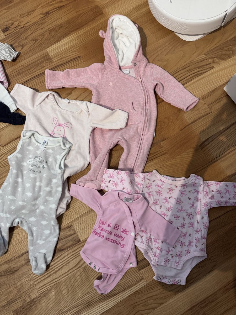 Lotti & Set di vestiti: Kleiderpaket 56/62 Mädchen – Usato da Erlinsbach SO venduto da ste_tj8d 1