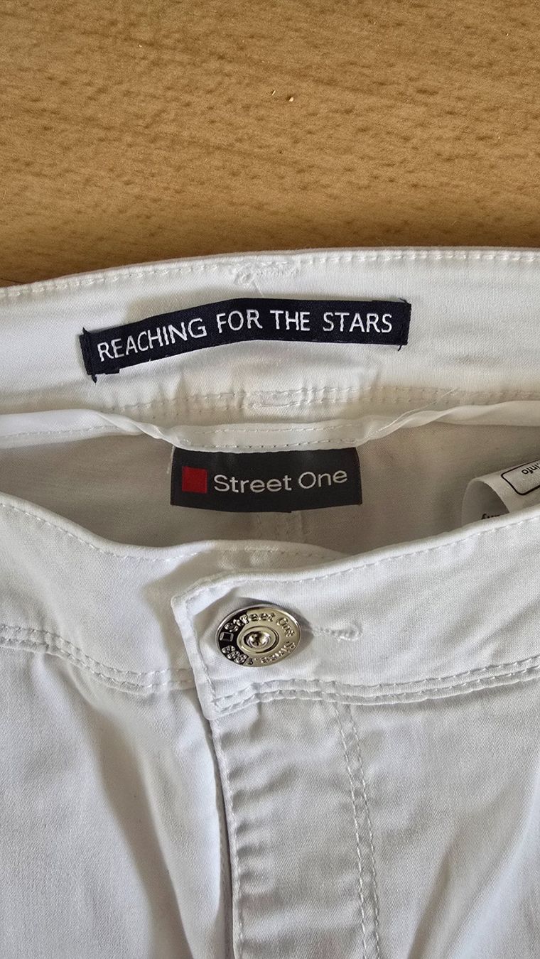 Pantaloni: Street One weisse Hose Gr. 42 – Nuovo (secondo la descrizione) da Sursee venduto da M_Z 1
