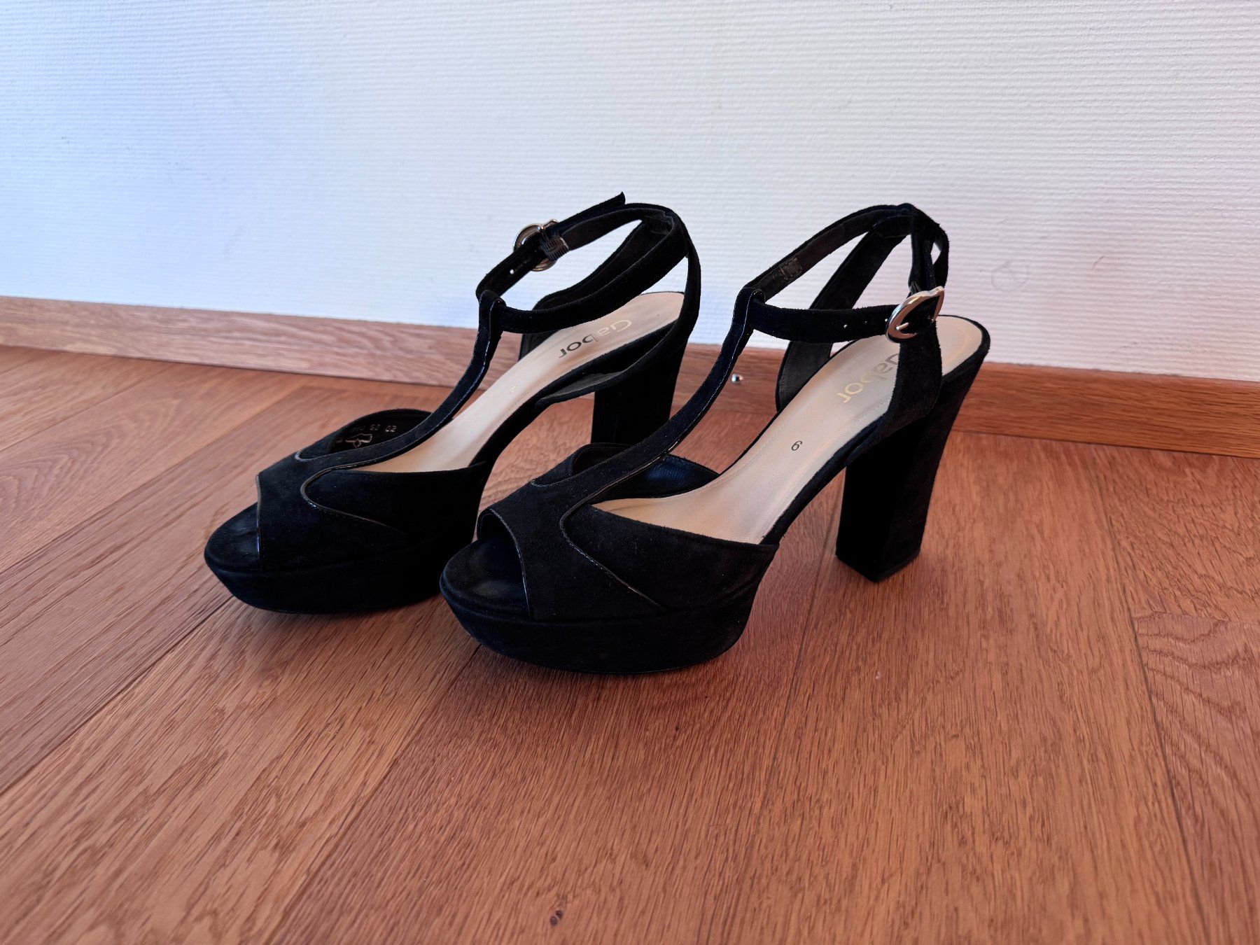 Gabor Chaussures femmes: High Heels mit Plateau von Gabor – D'occasion à Ettiswil par Ursi33