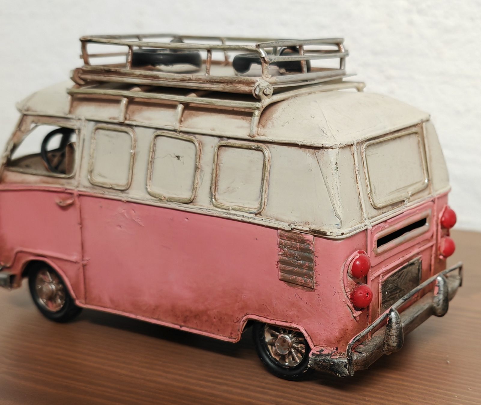 Tutte le decorazioni: Rosa Bulli Bus Deko Oldtimer mit Dachgepäckträger – Usato da Rheinsulz venduto da Dred 3