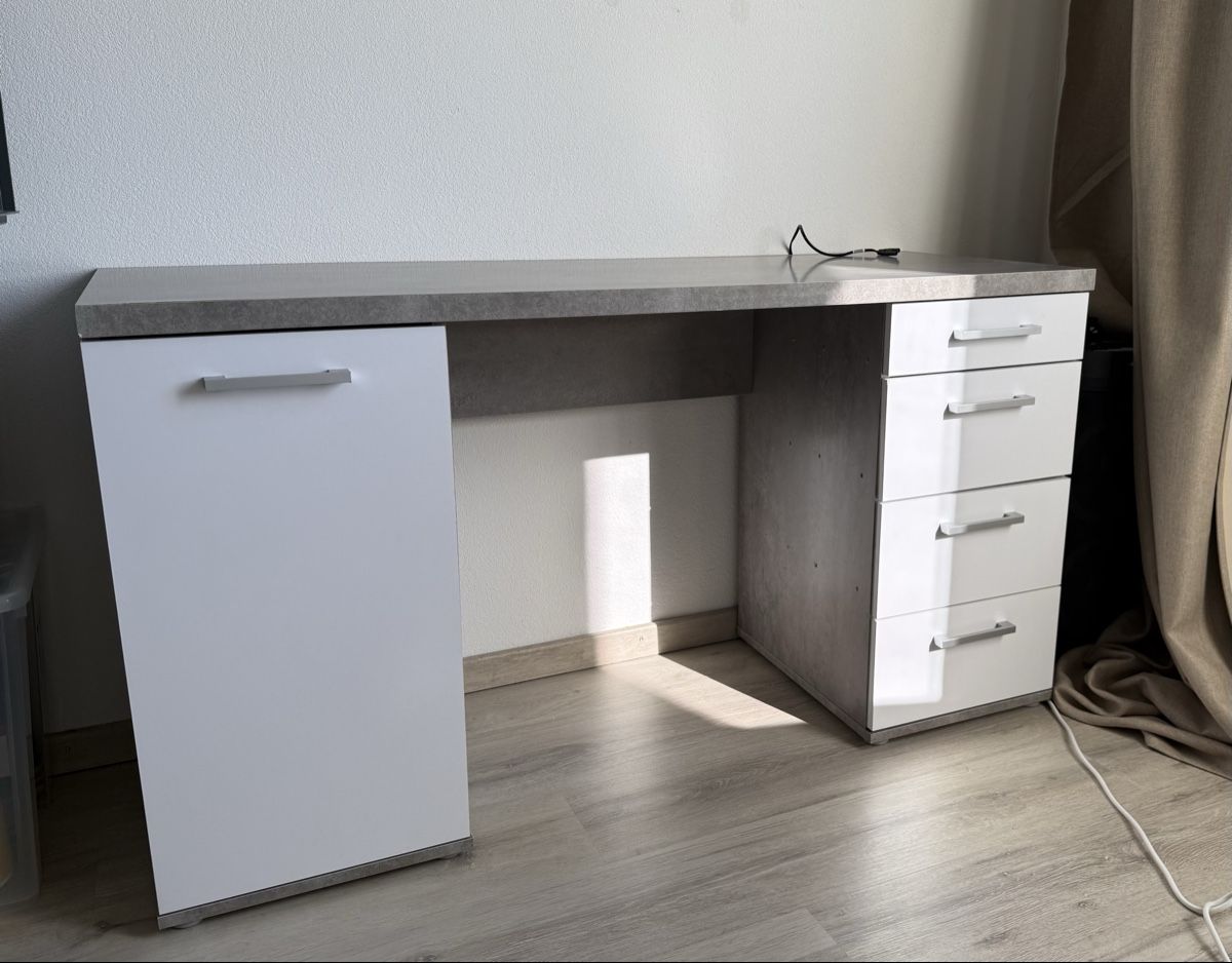 Conforama Schreibtische: Bureau – Gebraucht aus Villars-le-Terroir von ale_c79d