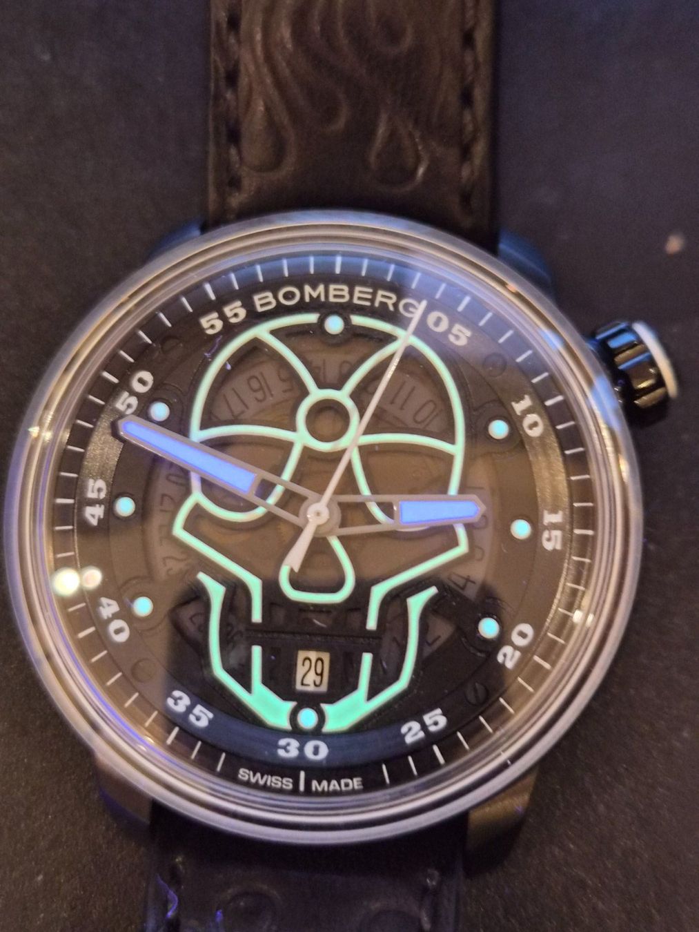 Bomberg Uhren: Bomberg BB-1 Automatic Black Skull – Neu (gemäss Beschreibung) aus Chabrey von Horology 6