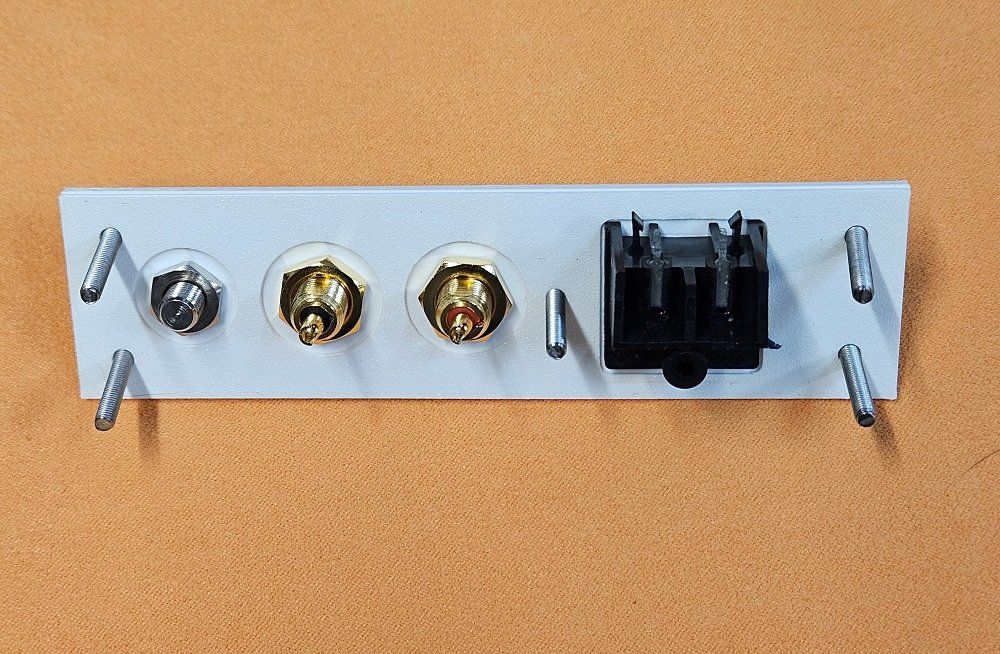Plattenspieler: Plaque de connexion pour platine vinyle – Neu und originalverpackt aus St-Cierges von Pestol 3