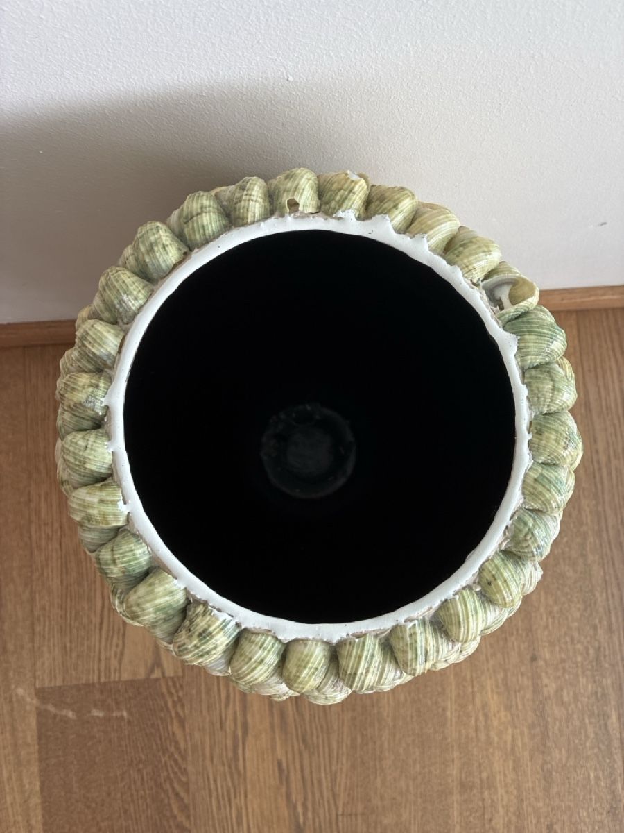 Vasi & Recipienti: Vase décoratif unique en coquillages – Usato da Herrliberg venduto da BOULBADI 1