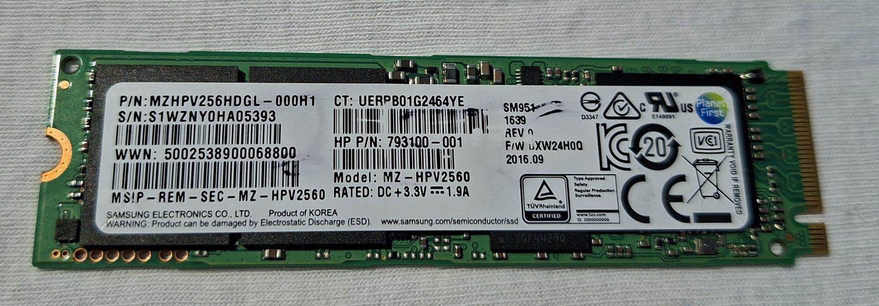 Samsung Dischi rigidi: Samsung M.2 NVMe SSD mit 256 GB – Usato da Meggen venduto da Nicas_IT_Service
