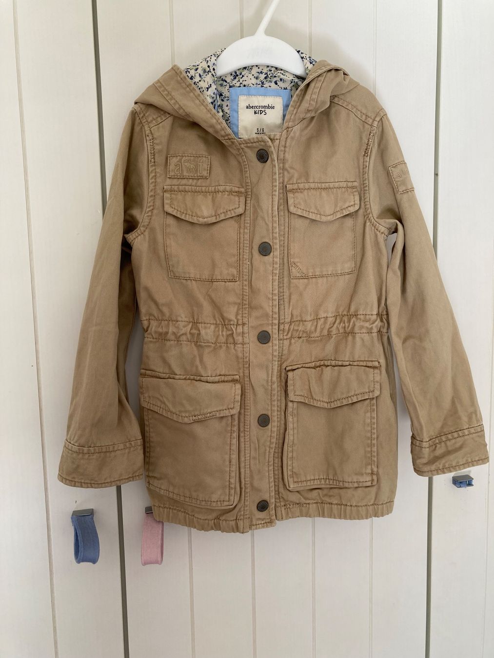 Giacche & Cappotti: Herbstjacke Grösse 110/116 – Usato da Zürich venduto da Retrogirl