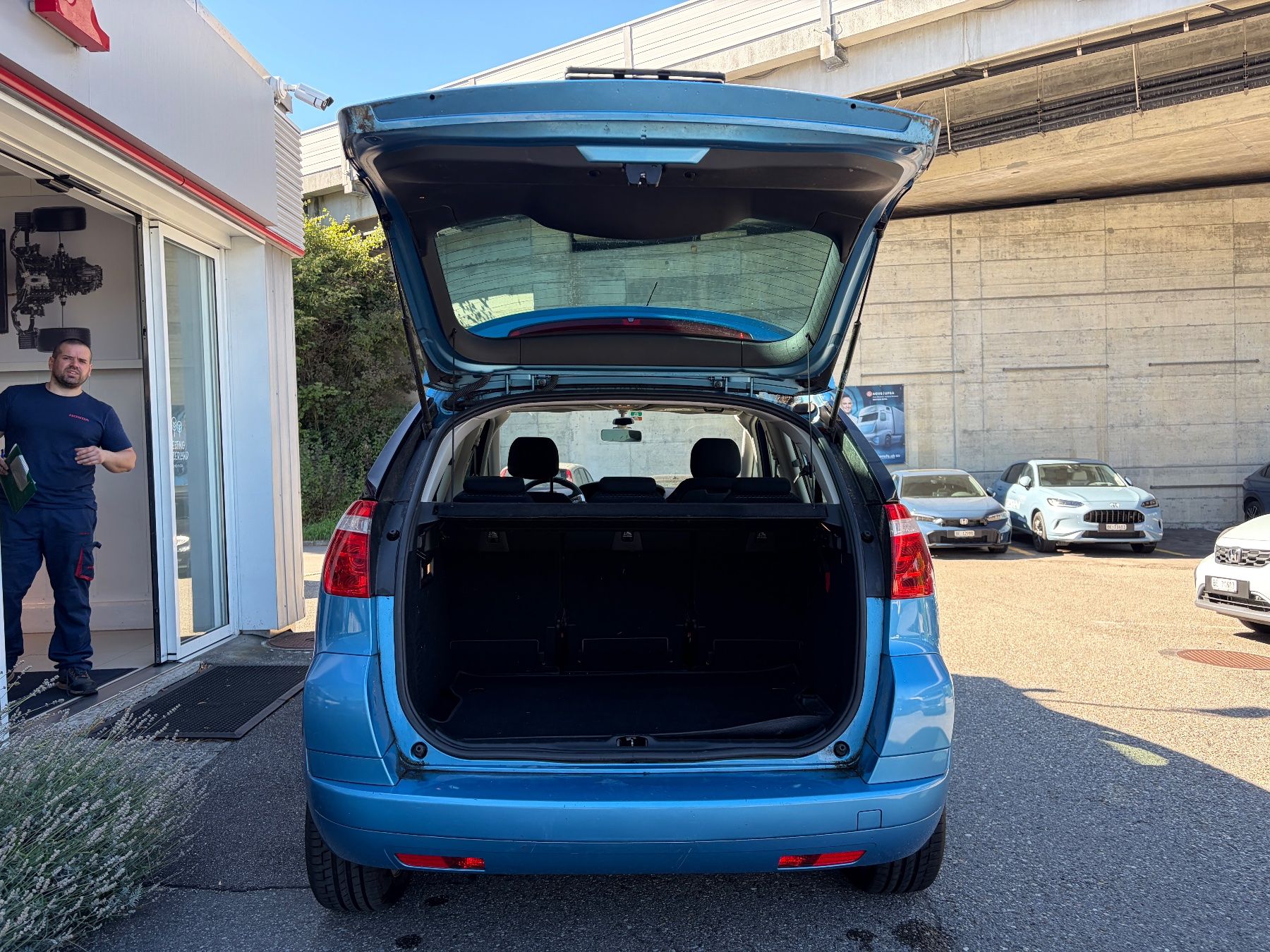 Citroën Automobili: Citroen C4 Picasso 1.6HDi – Usato da Bern venduto da Garage-Blunier-AG 7