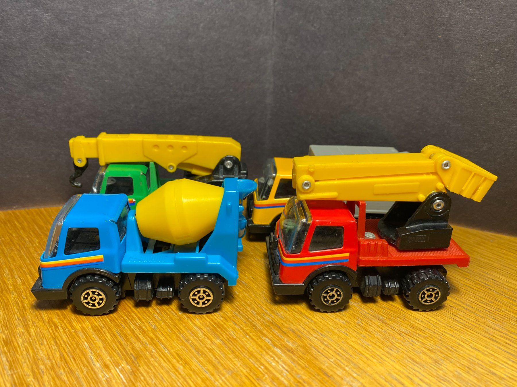 Tonka Giocattoli: 4 Blech Lastwagen - 80er Jahre – Usato da Spiez venduto da Mlandcruiser 8