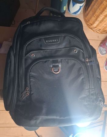 Everki Laptoprucksack mit Rollen schwarz akzeptabel