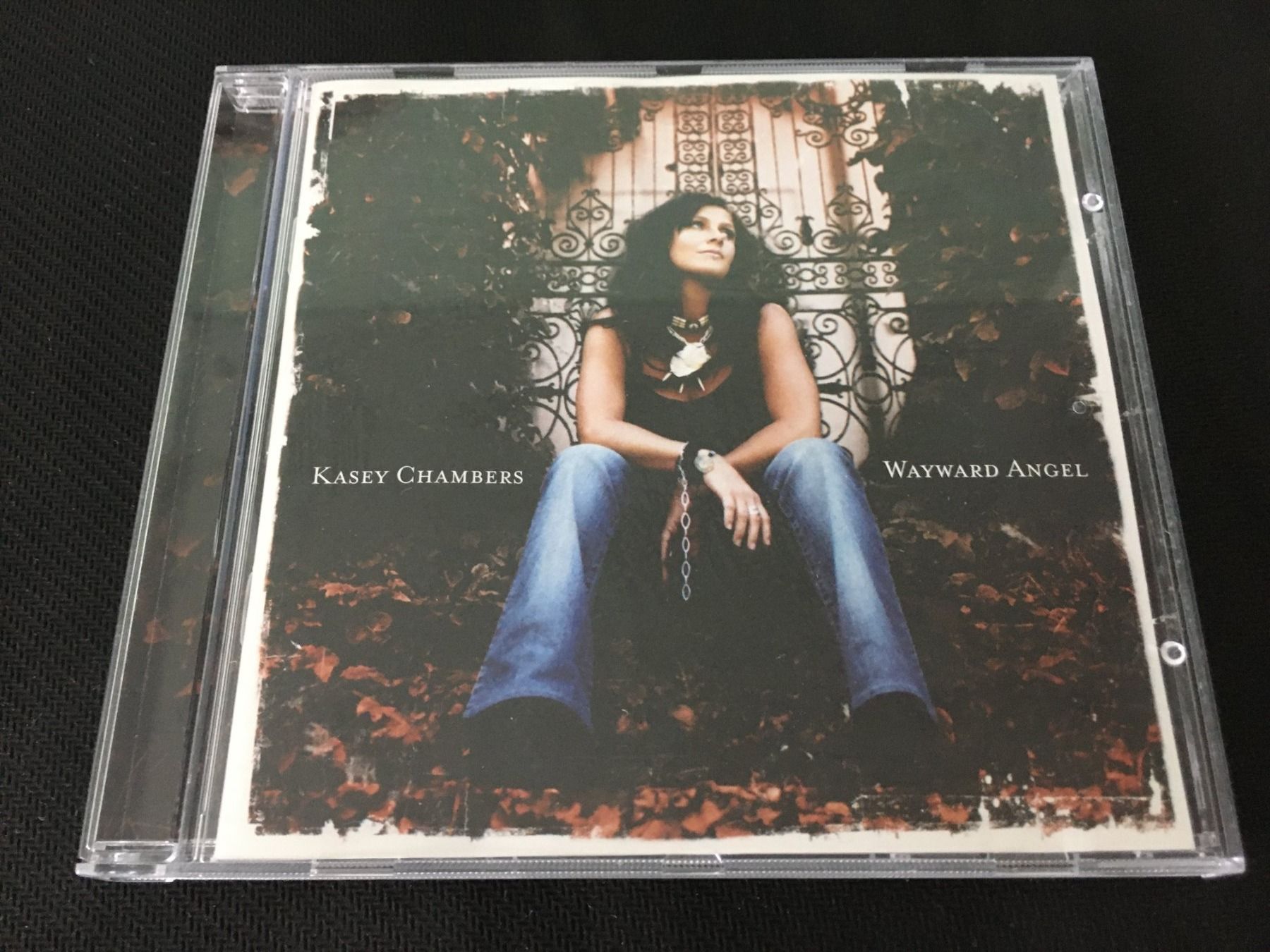 CD: Kasey Chambers – Wayward Angel -CD- – Usato da St.Gallen venduto da MedienJoe