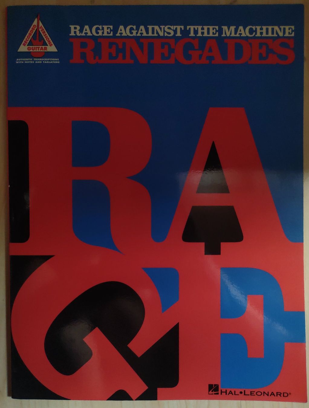 Libri: Rage against the machine - partitions pour guitare – Usato da Le Sentier venduto da Alexandre_VI