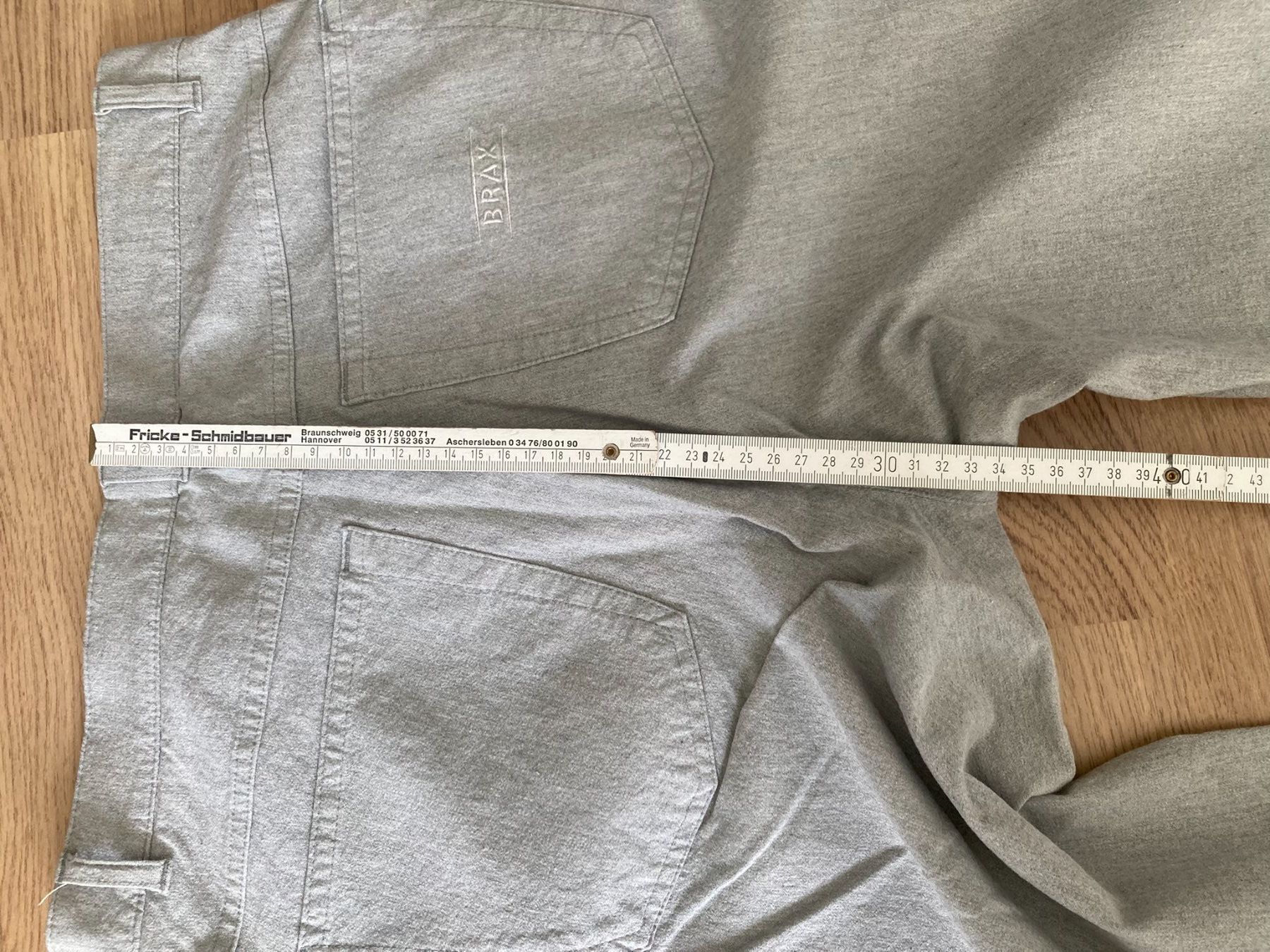 Brax Jeans: BRAX Damenhose Magic Grösse 40 – Gebraucht aus Winterthur von rox_n5tg 7