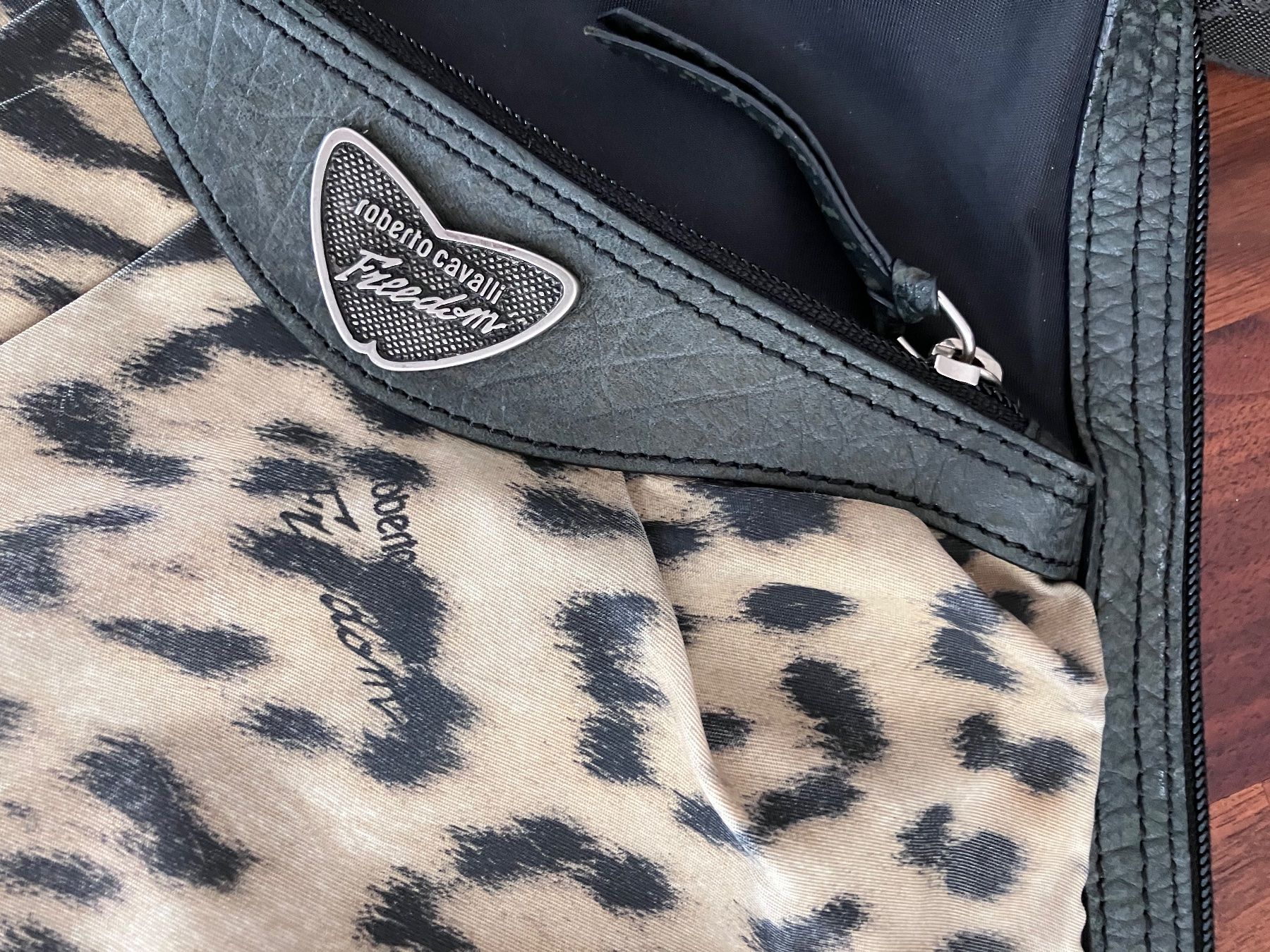Roberto Cavalli Sacs femmes: Roberto Cavalli Tasche – D'occasion à Windisch par Lyudmila01 2