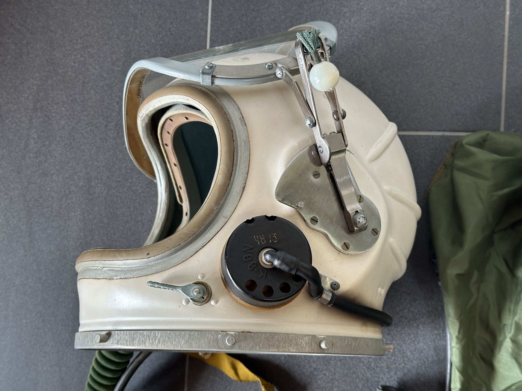 Caschi & visiere: Original Pilotenhelm GSch-6LP - MiG 29 – Usato da Wollerau venduto da sekkeishi 2