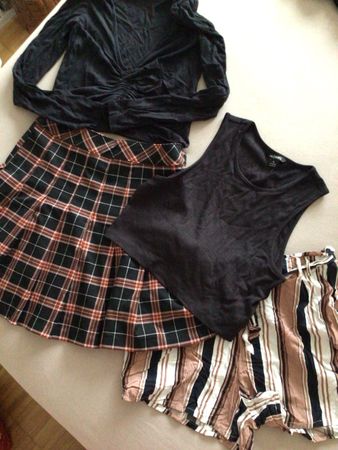 Kleiderpaket Rock, Shirt, Top, Shorts in Gr.38/M